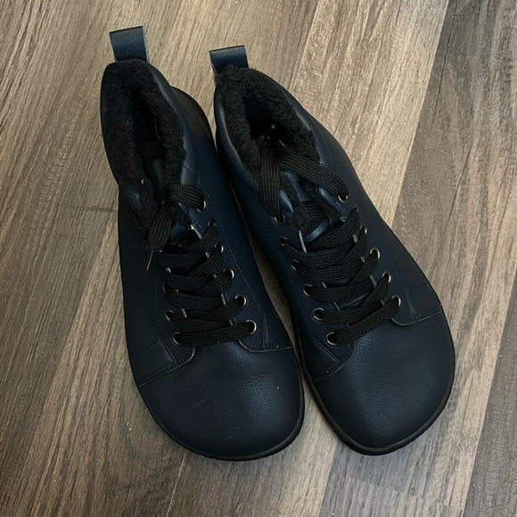 Navy Barefoot Booties size 8 Women - Picture 1 of 3
